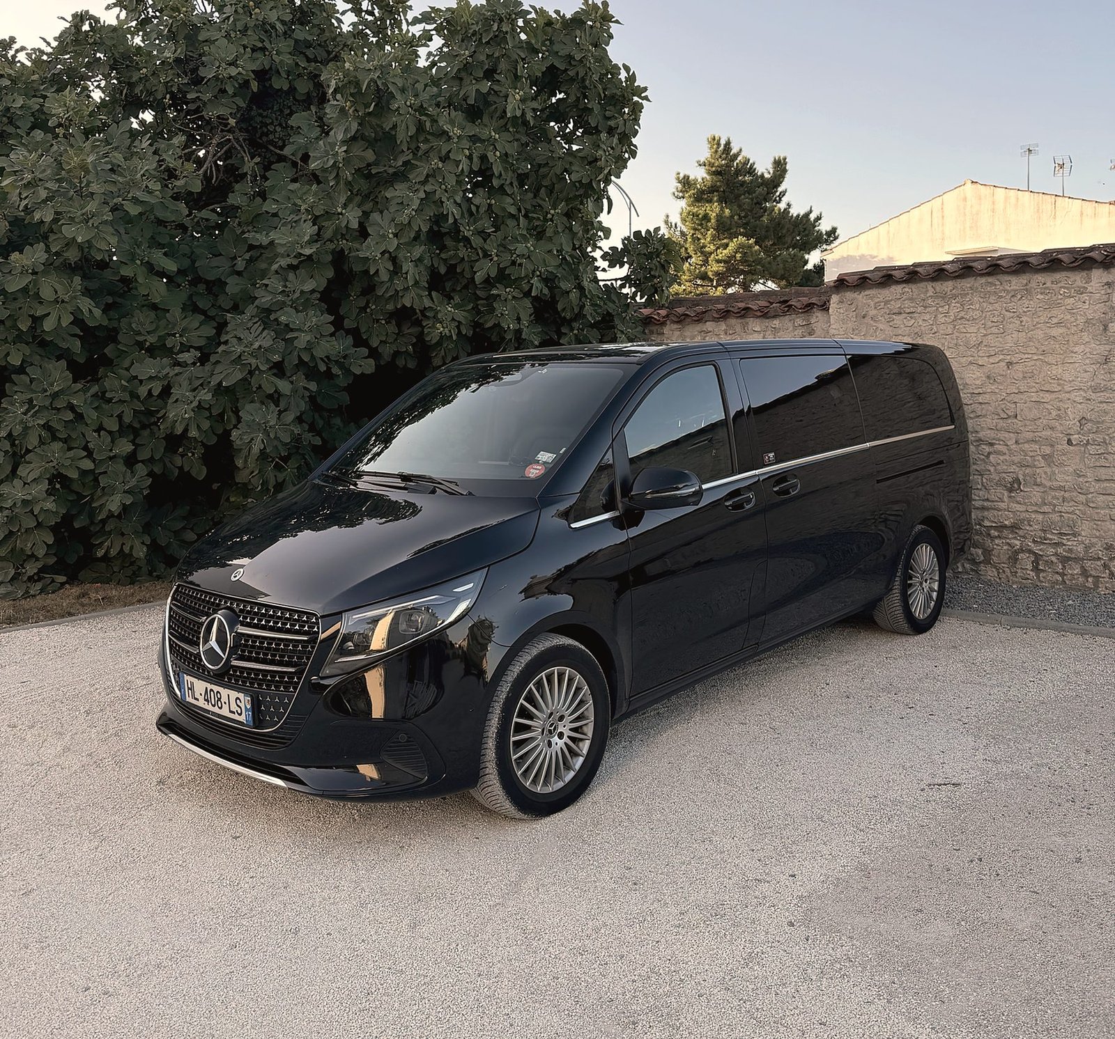 Mercedes Classe V avec chauffeur à La Rochelle
